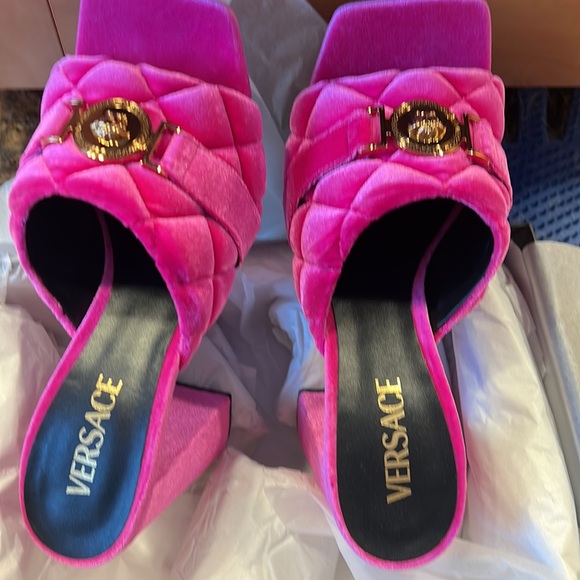 Versace médusa size 39 - Picture 4 of 4